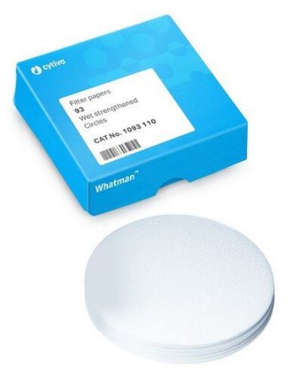 Picture of Grade 93 Qualitative Filter Paper Wet-Strengthened, circle, 125 mm (50 envelopes of 25 circles) 1093-126