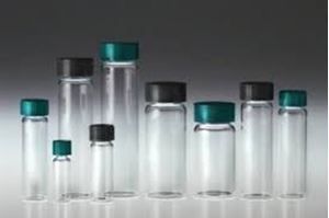 Picture of 4ml Clear Borosilicate Glass Vial and 13-425 Green Thermoset F217 & PTFE Lined Caps 84020-1545GC