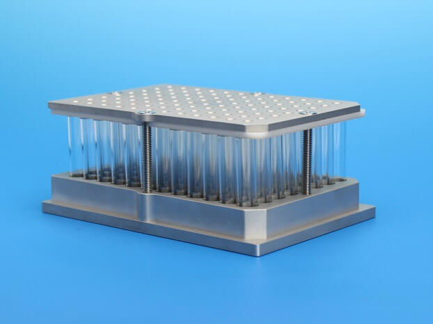 1.0mL MTP System Topas Plate with Pre-Slit Molded Tan PTFE/Silicone Liner & Glass 9x30mm Flat Bottom Vials, 9910SM-812FT