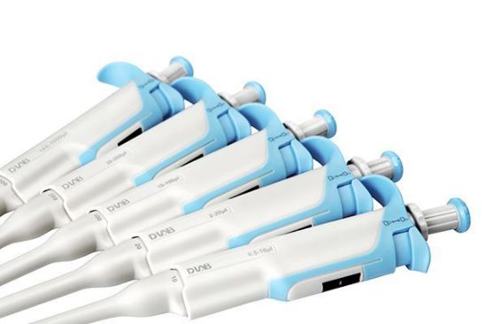 Picture of HiPette, Volume 0.5-10μl , 7030511004